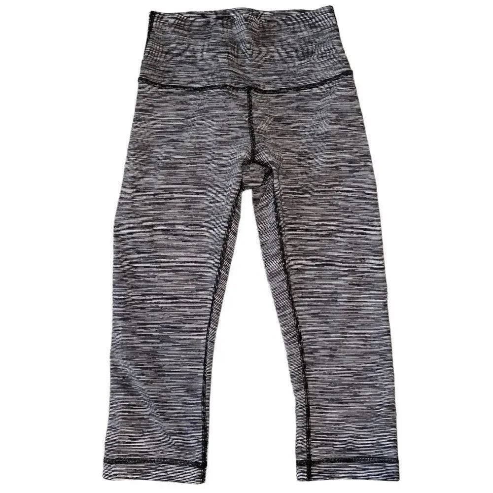 Lululemon Wunder Under Crop (Hi-Rise) Dramatic Static White Woman’s Size 4